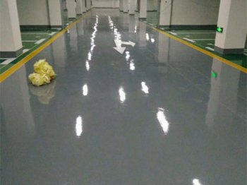 地下停車(chē)場(chǎng)地坪